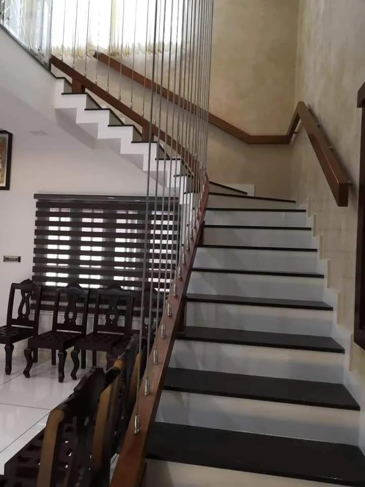 Invisible staircase grill close finish